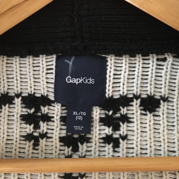 Gap kids coat. Size: XL (12). - Picture 5 of 5